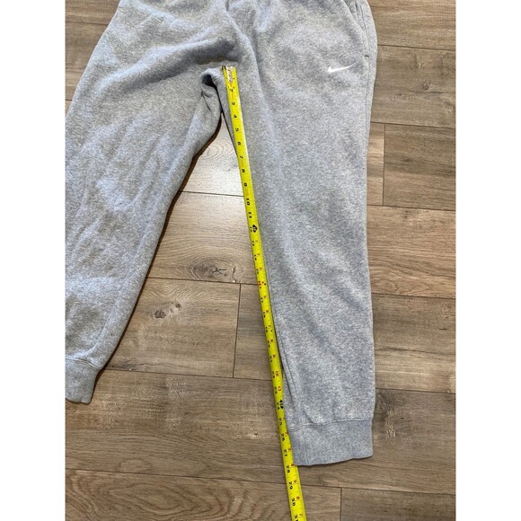 Nike Club Fleece Jogger Mens M Gray Pocket Sweatpants  CJ1616-063 Cuffed - Picture 6 of 9